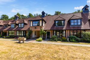 Front 2- click for photo gallery